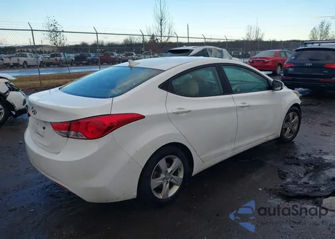 2013 Hyundai Elantra Gls from USA, damaged, VIN 5NPDH4AE2DH325379